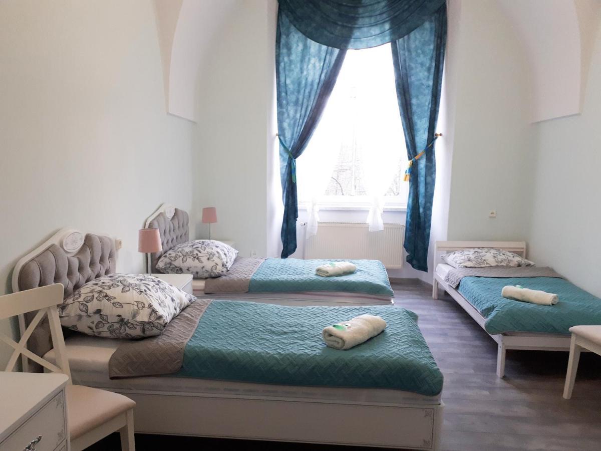 Diecezjalny Dom Formacyjny Apartment Nysa Luaran gambar