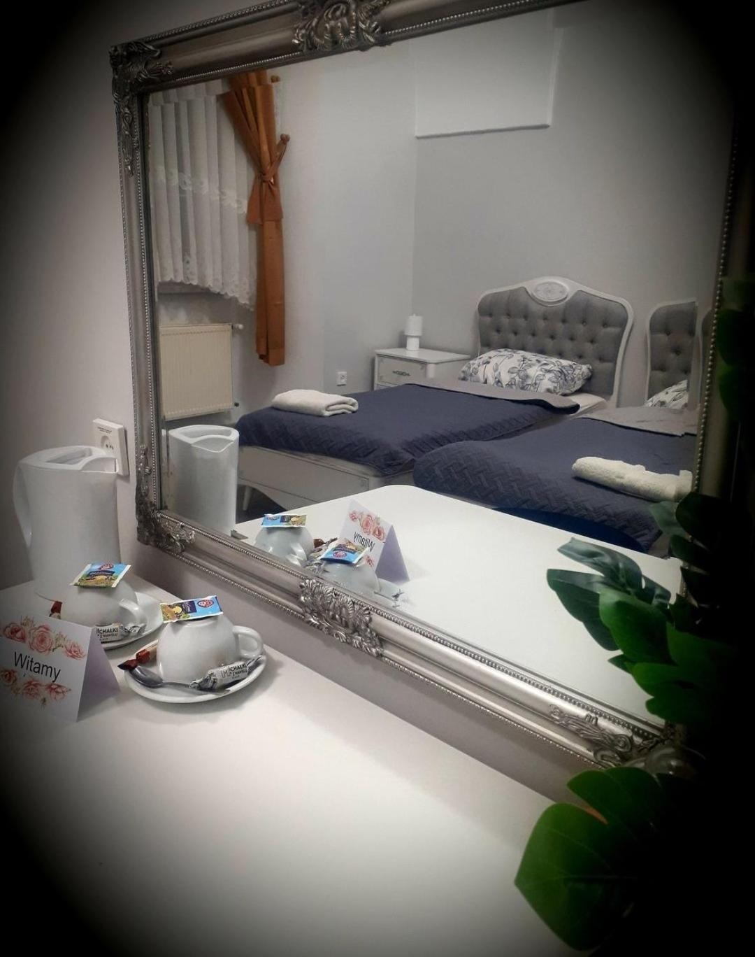 Diecezjalny Dom Formacyjny Apartment Nysa Luaran gambar