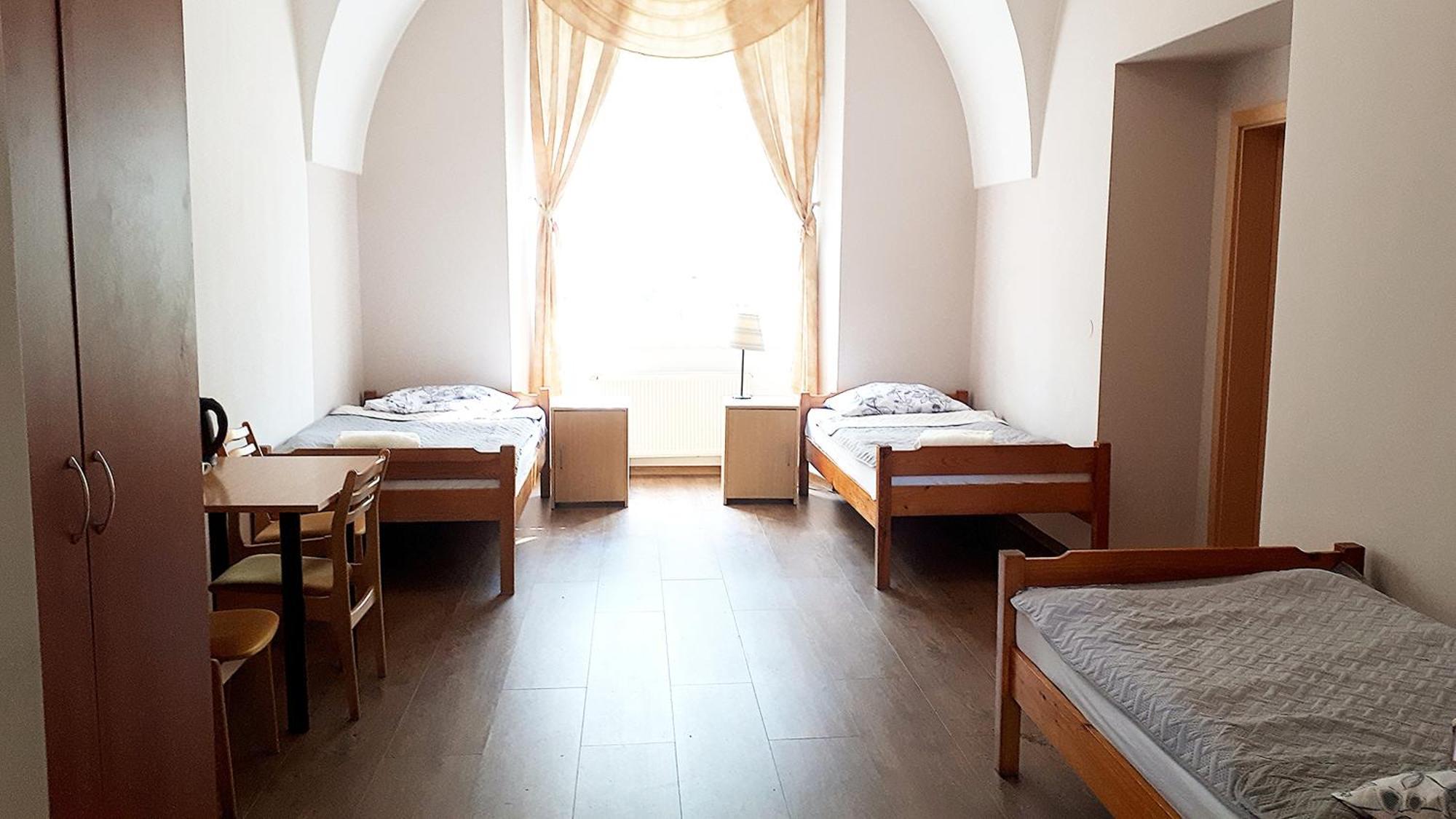 Diecezjalny Dom Formacyjny Apartment Nysa Luaran gambar