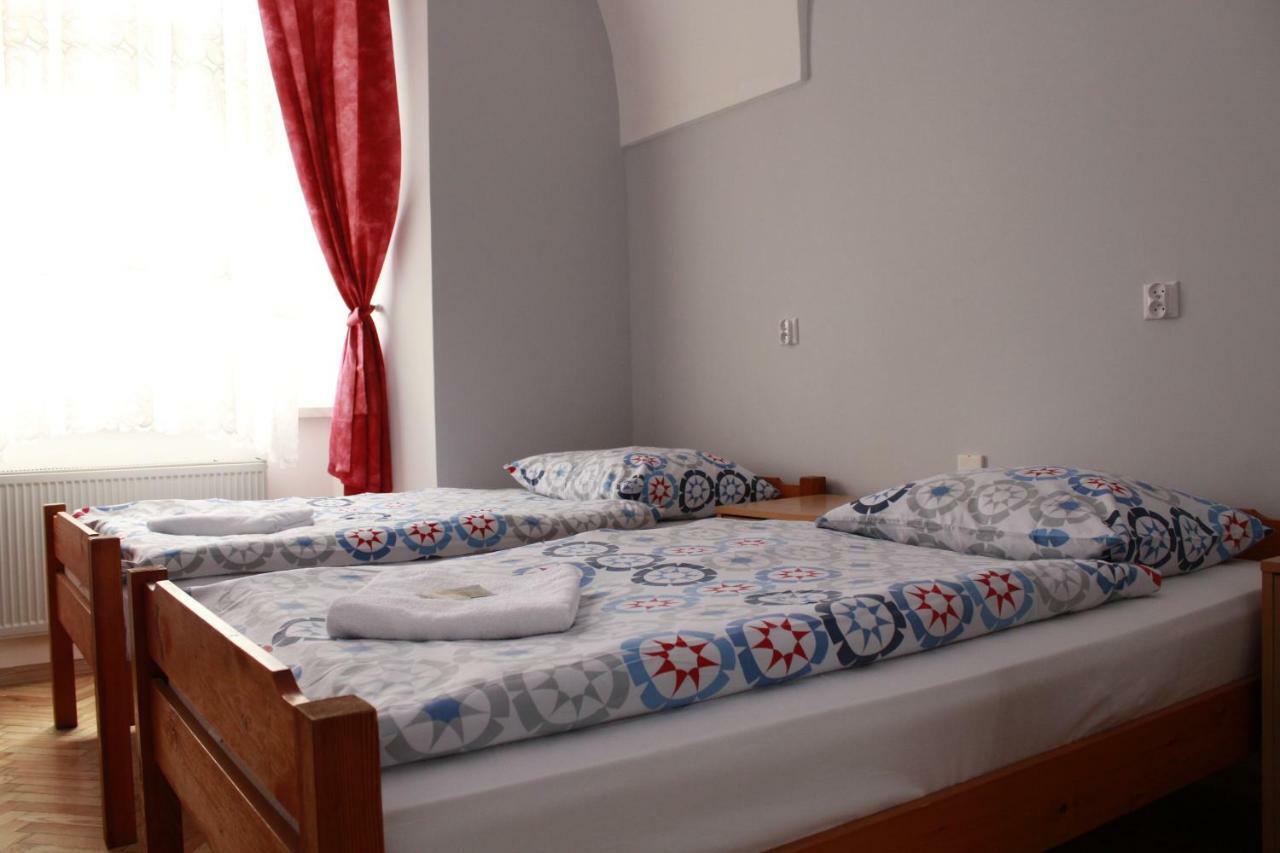 Diecezjalny Dom Formacyjny Apartment Nysa Luaran gambar